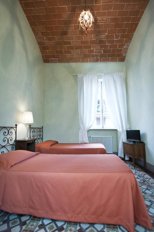 Locanda San Marco Residenza Caluri ปิสโตยา ภายนอก รูปภาพ