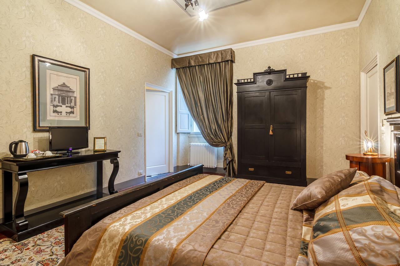 Locanda San Marco Residenza Caluri ปิสโตยา ภายนอก รูปภาพ