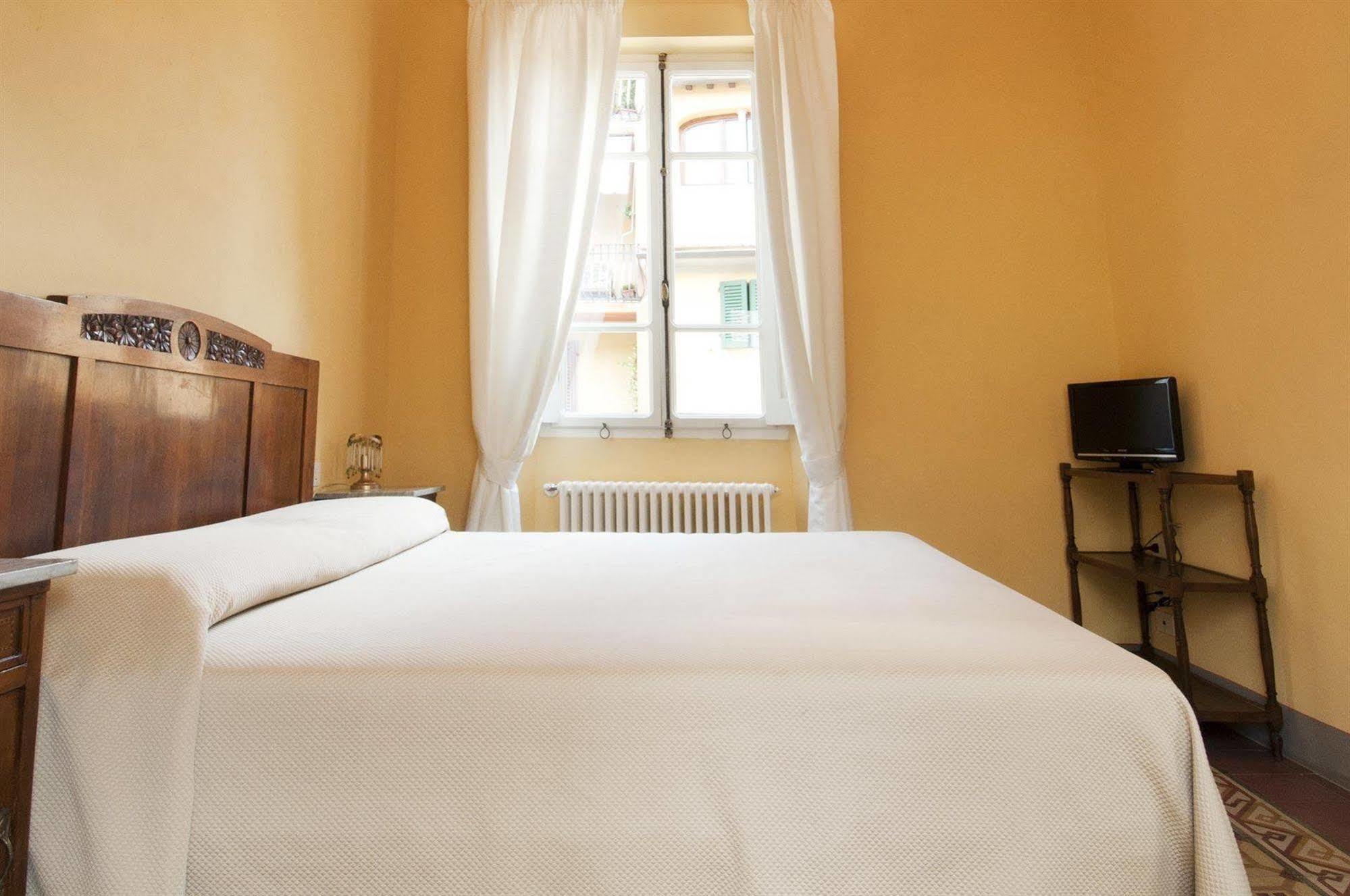 Locanda San Marco Residenza Caluri ปิสโตยา ภายนอก รูปภาพ