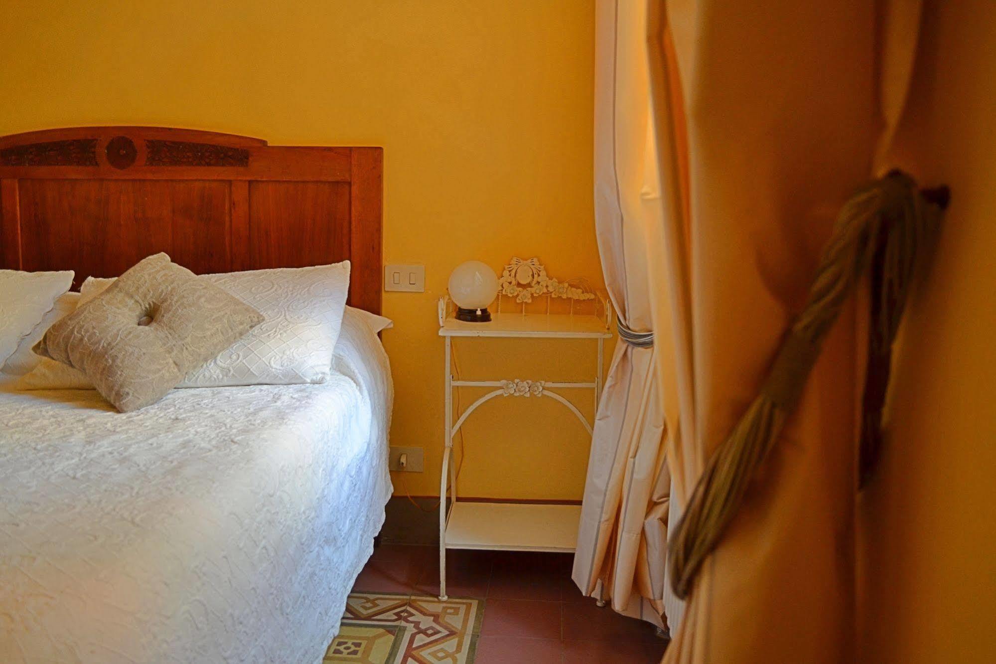 Locanda San Marco Residenza Caluri ปิสโตยา ภายนอก รูปภาพ