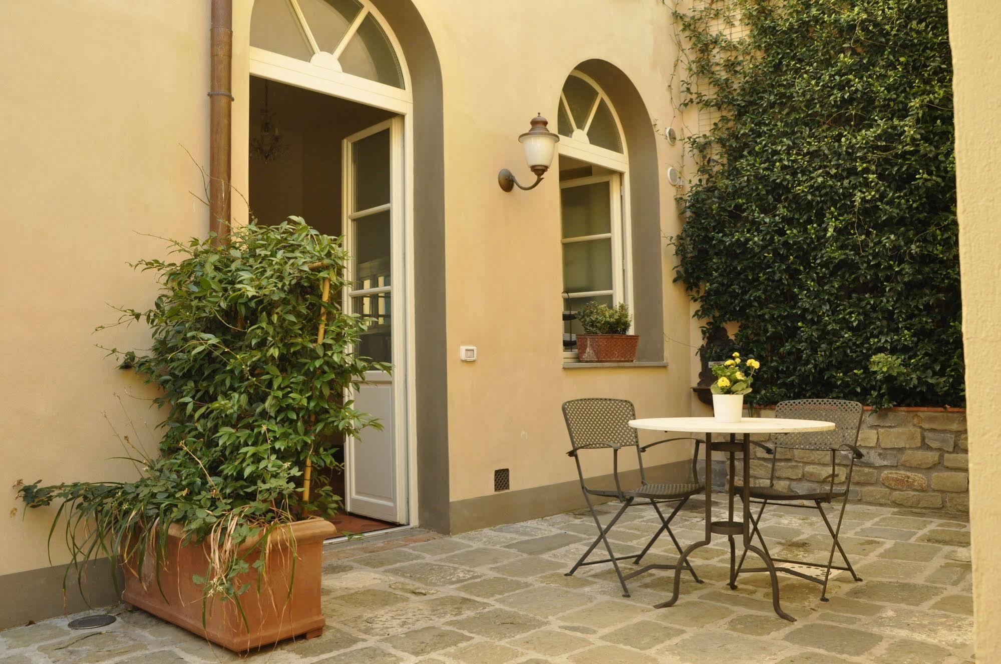 Locanda San Marco Residenza Caluri ปิสโตยา ภายนอก รูปภาพ