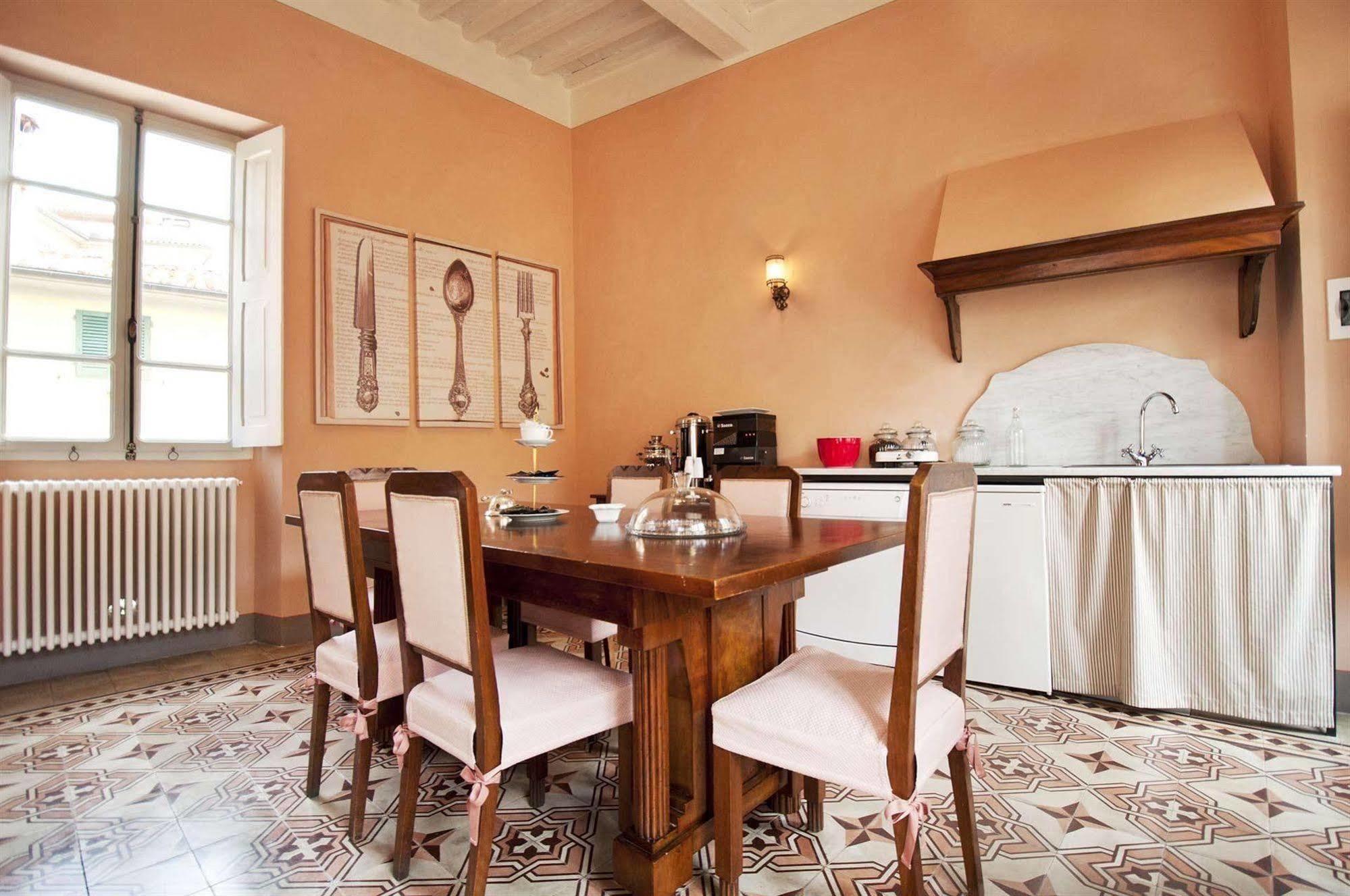 Locanda San Marco Residenza Caluri ปิสโตยา ภายนอก รูปภาพ